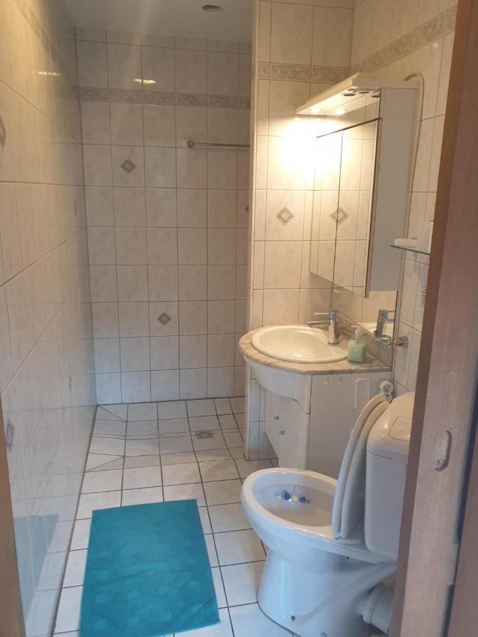 Rez De Chaussee - Erasme Brussels Ngoại thất bức ảnh